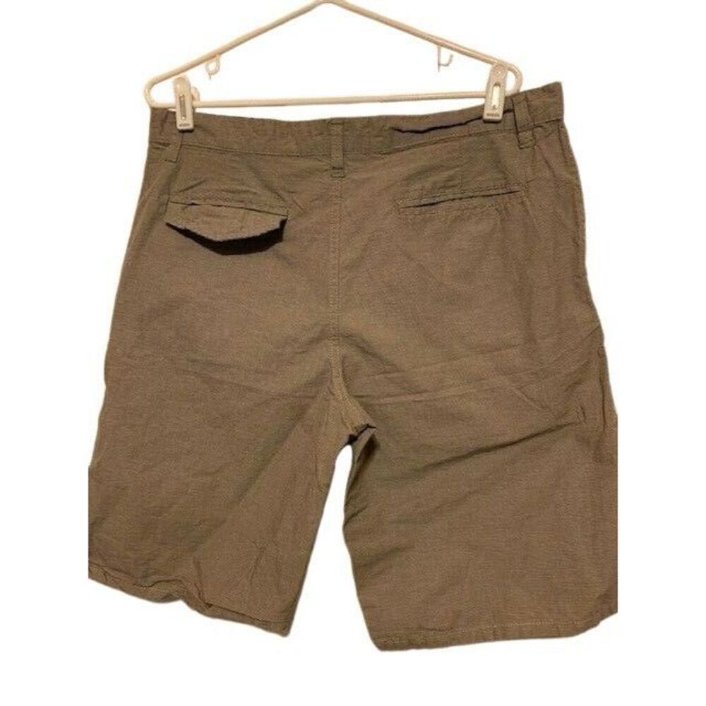 Burnside Size 34 Tan Pinstripe Shorts